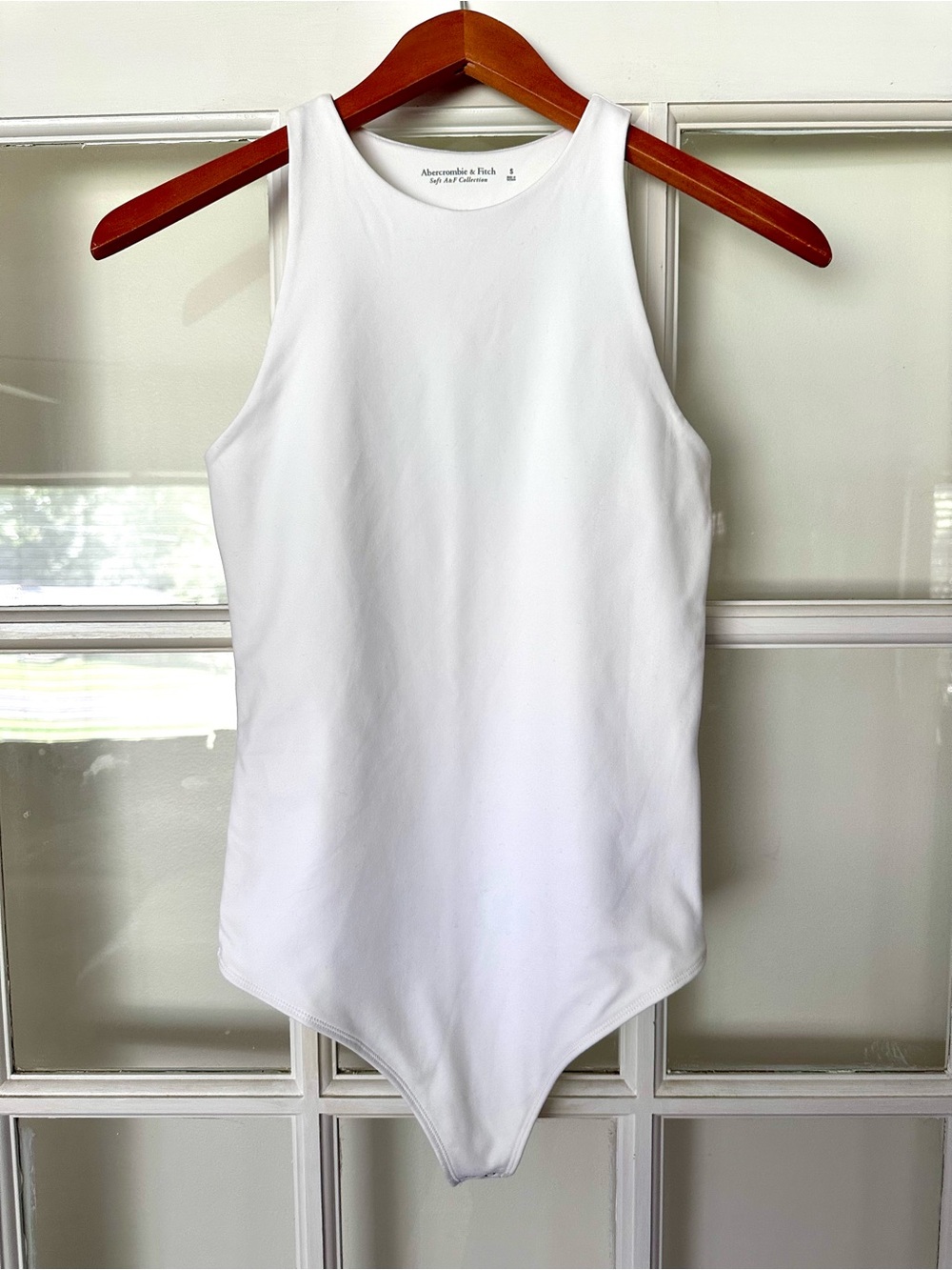 Abercrombie & Fitch White Sleeveless Stretch Bodysuit Size Small